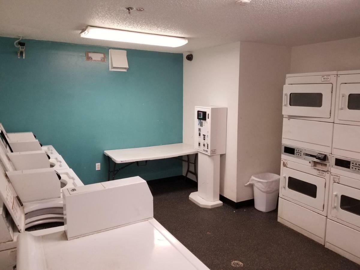 Intown Suites Extended Stay Atlanta Ga - Indian Trail ノークロス エクステリア 写真